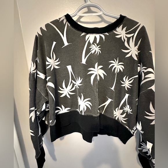 Crew neck sweatshirt - Picture 1 of 1